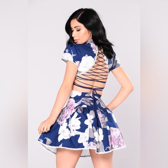 Fashion Nova Dresses & Skirts - Crisscross Open Back Dress Floral Navy Blue Size  Medium